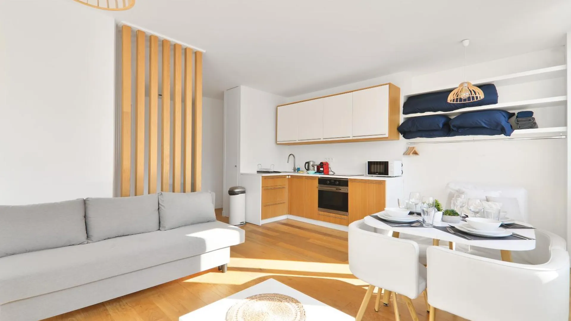 Studio Quartier Saint Michel Notre Dame Free Netflix location